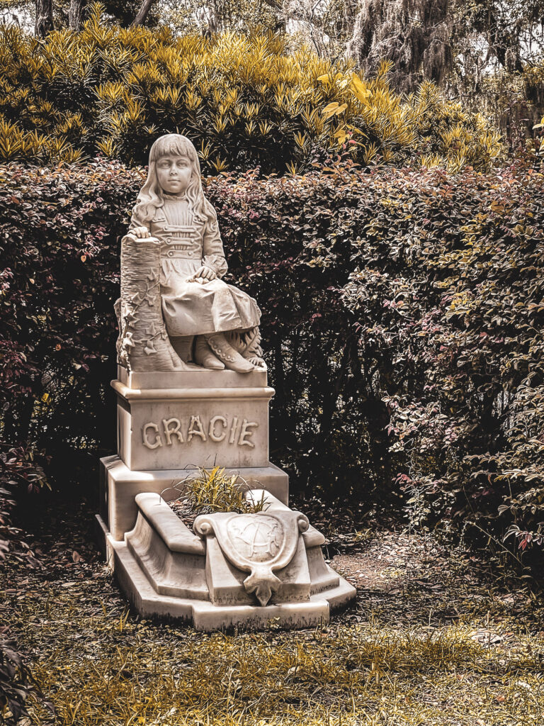 Statue in the likeness of Little Gracie Watson in Bonaventure Cemetery