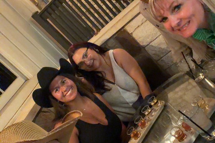 Austin Paranormal Pub Crawl With Driskill Ghost Stories