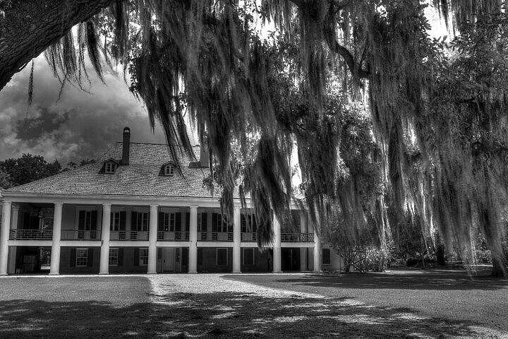Destrehan Plantation Haunted Night Tour