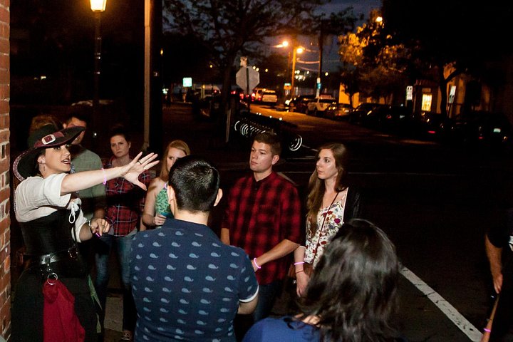 Haunted Savannah Booze and Boos Ghost Walking Tour