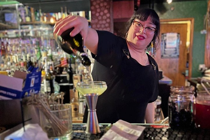 Haunted Seattle Booze and Boos Ghost Walking Tour