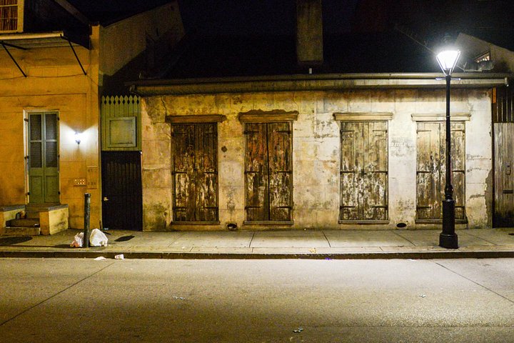 New Orleans Ghost Tour: Go Inside a Haunted Location