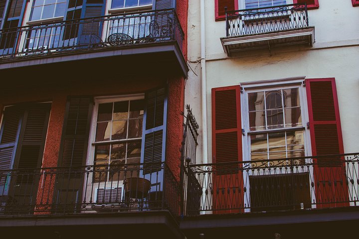 New Orleans Ghost Tour: Go Inside a Haunted Location