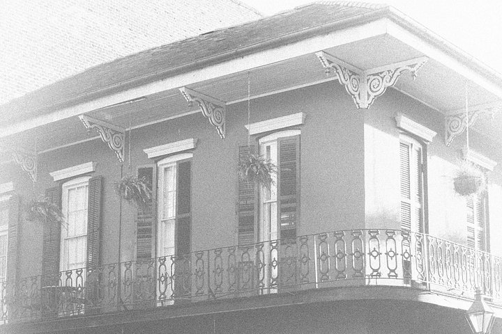 New Orleans Ghost Tour: Go Inside a Haunted Location