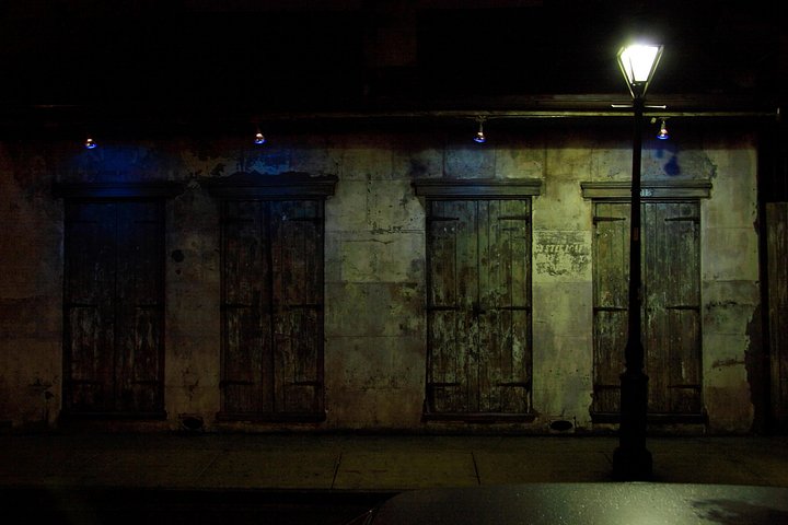 New Orleans Ghost Tour: Go Inside a Haunted Location