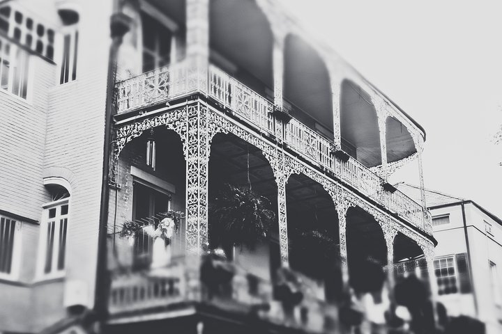 New Orleans Ghost Tour: Go Inside a Haunted Location
