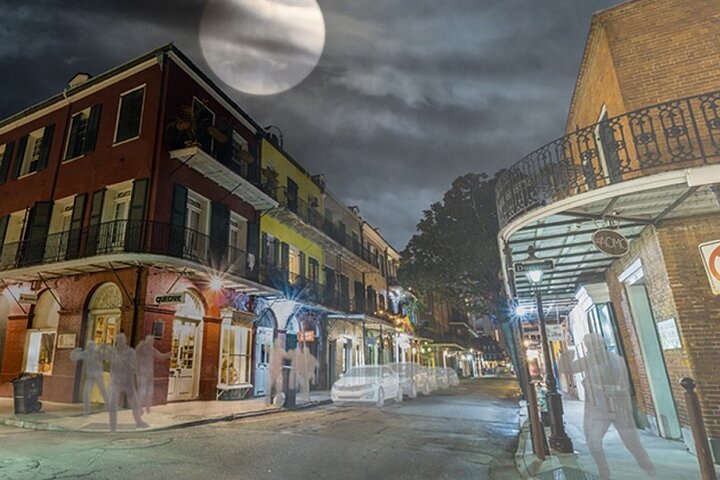 New Orleans Haunted Ghost Tour: Explore The Paranormal