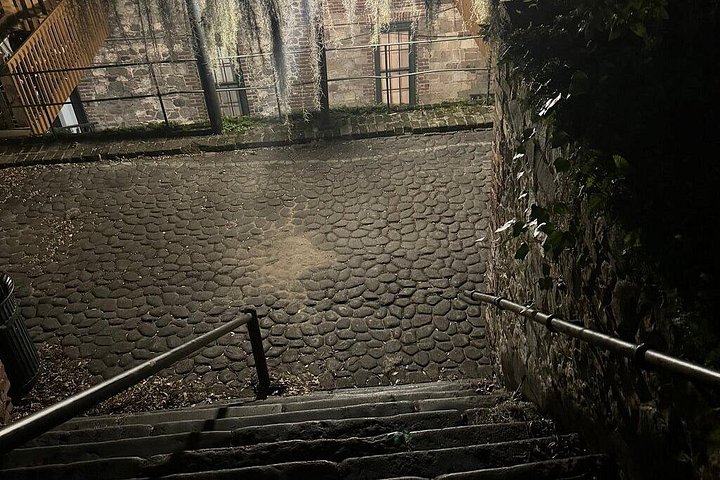 Savannah Dead of Night: Adults-Only Ghost Walking Tour