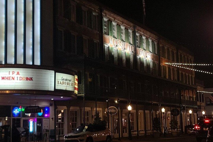 Savannah Dead of Night: Adults-Only Ghost Walking Tour
