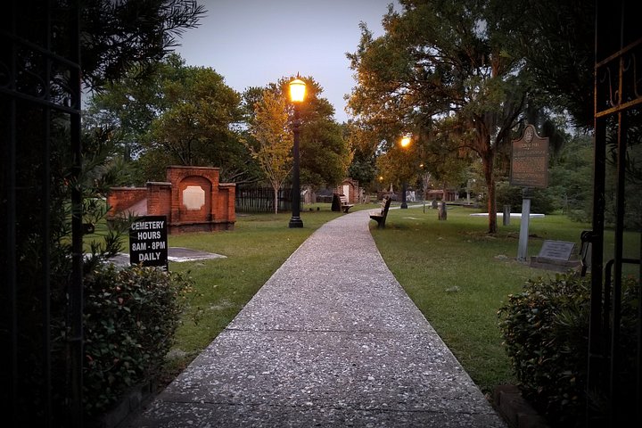 Savannah Supernatural Haunted Walking Tour