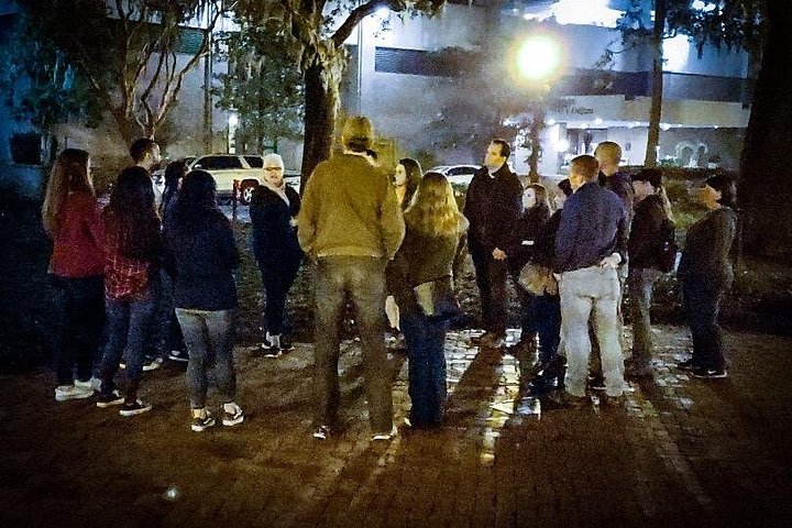 Spirits & Scoundrels Ghost Tour