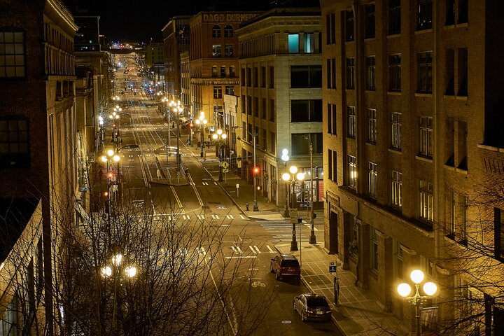 The Seattle Obscura Adults Only Ghost Tour