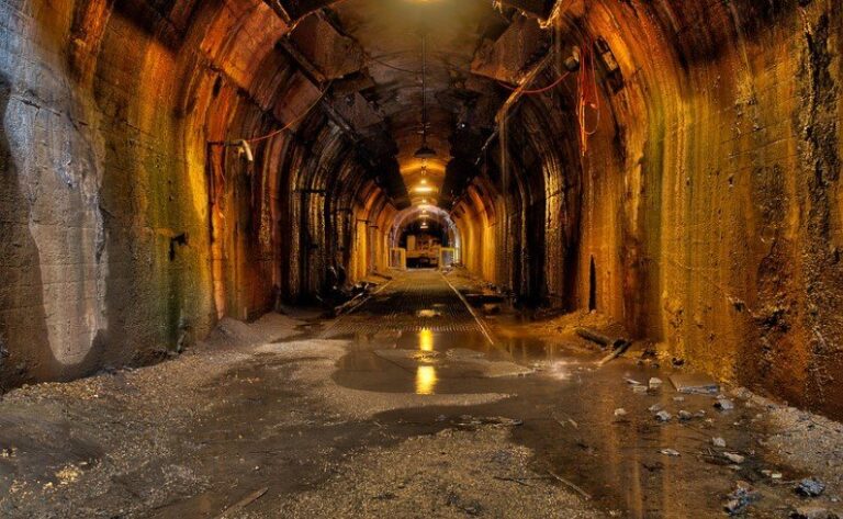 Inside the Shanghai Tunnels